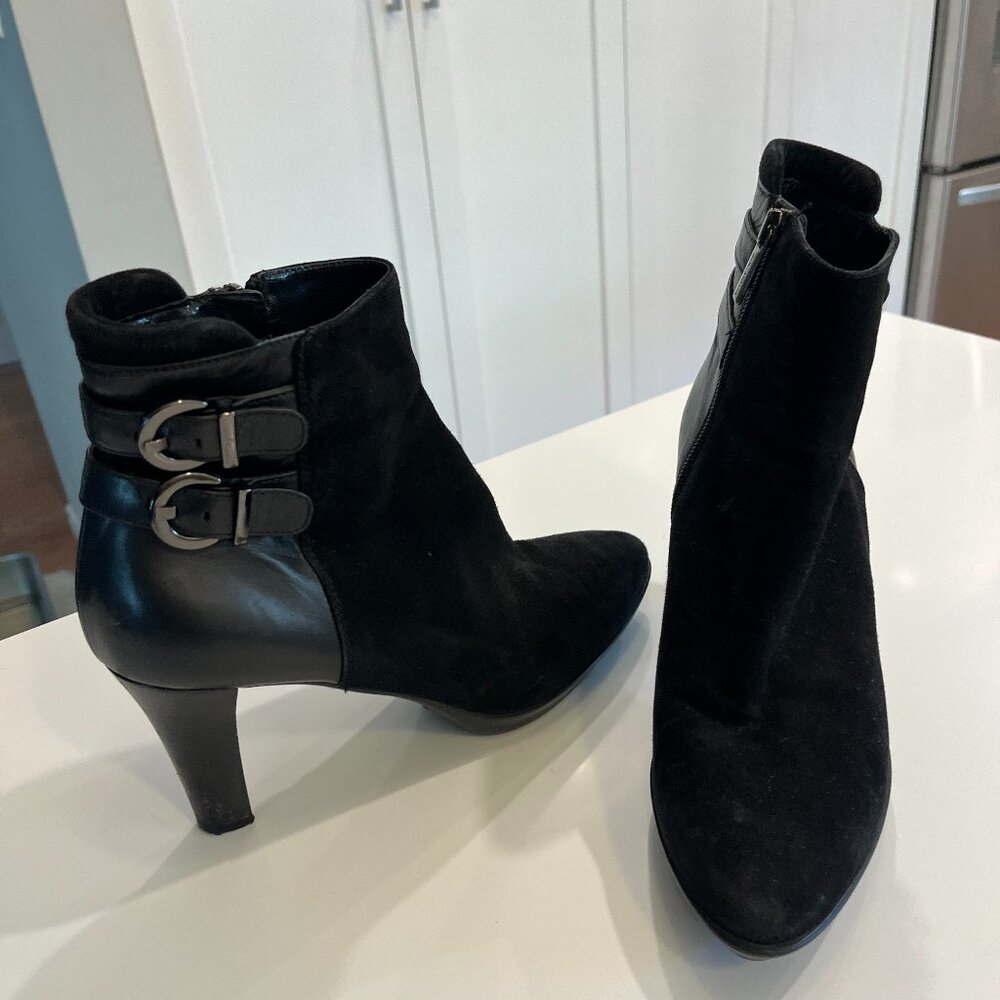 Aquatalia Suede and leather ankle boots size 8 Black